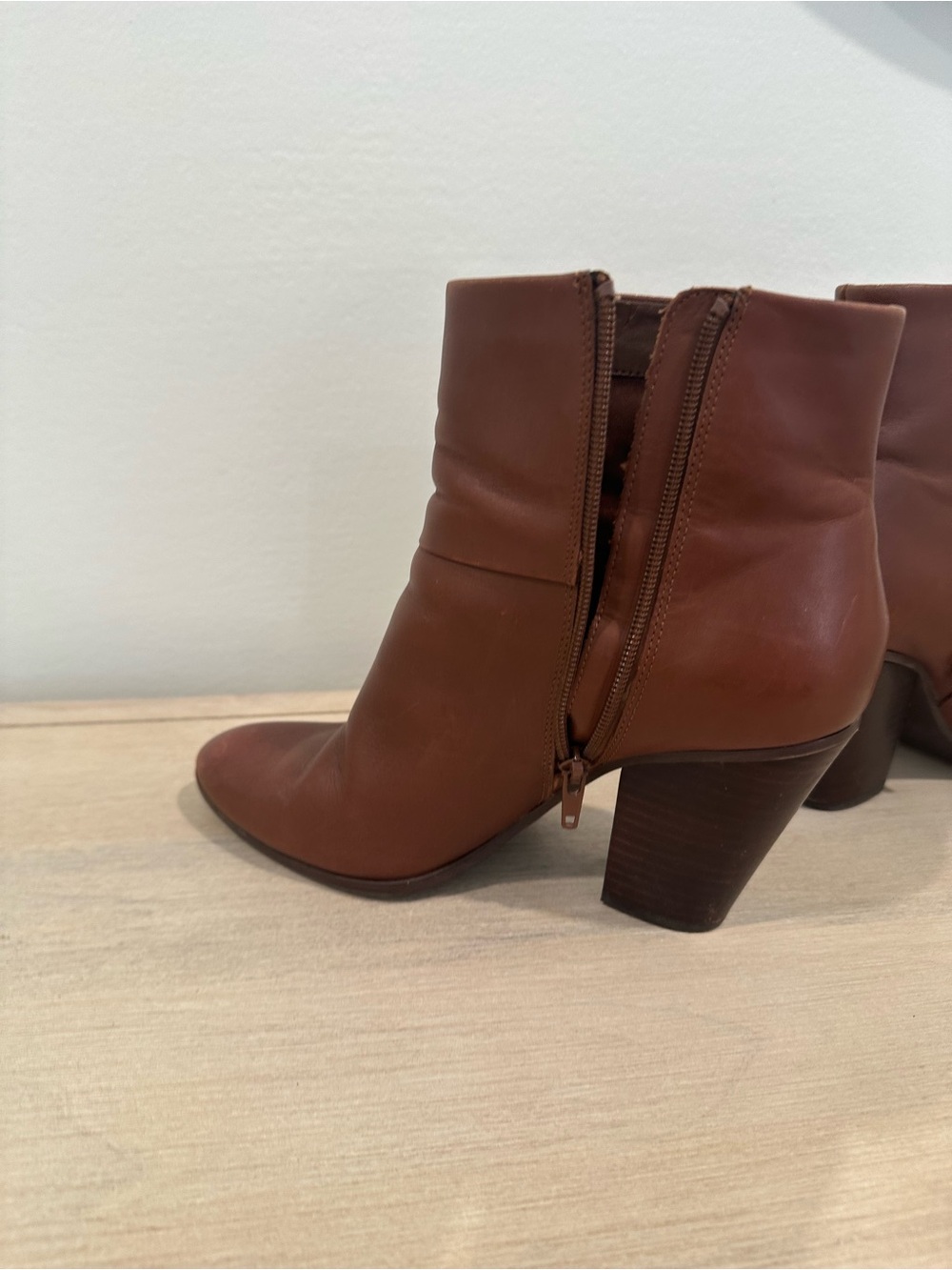 Steve Madden Chestnut Brown Leather Ankle Boots with Block Heel - Picture 6 of 8